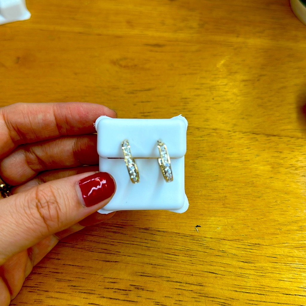 14kt Earrings